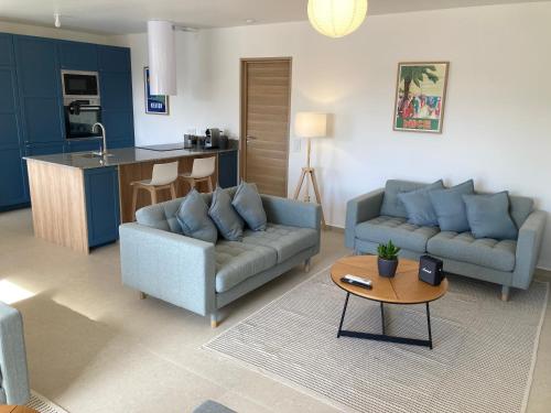 Apartment in Cannes 4br 8p AC Free parking 12 mns walk to Palais