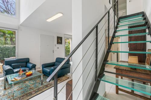 La Marenda - City Center Apartment with Terrace Garden - Happy Rentals