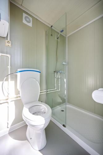 Koupelna v ubytování Glamping Gien
