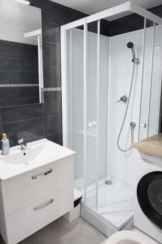 Cozy apartment - 2 min walk from beach