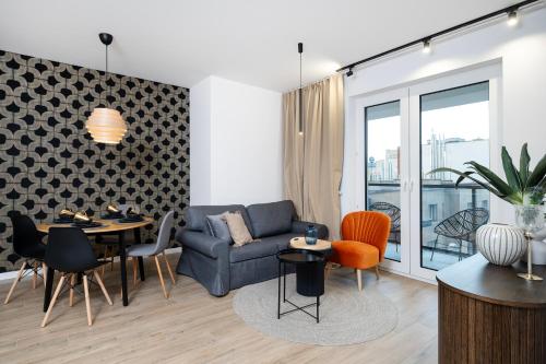 Tobaco Park II Modern Apartment by BookingHost