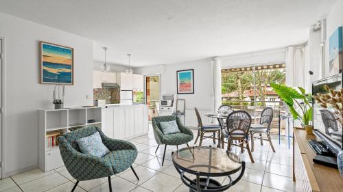 Spacieux 3 pièces avec terrasse, plage à 3 min, linge et ménage inclus