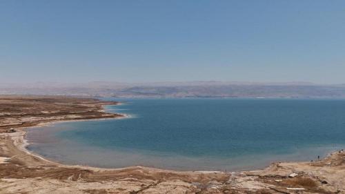a view of a large body of water at Tamar Land in Kalia