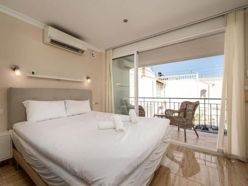 Cozy two-storey house with terrace in Nerja
