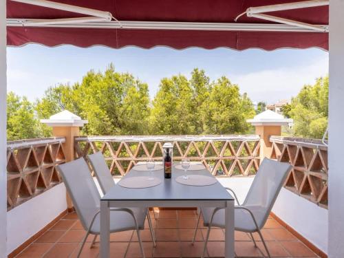 3 Bedrooms in TownHouse near Burriana Beach
