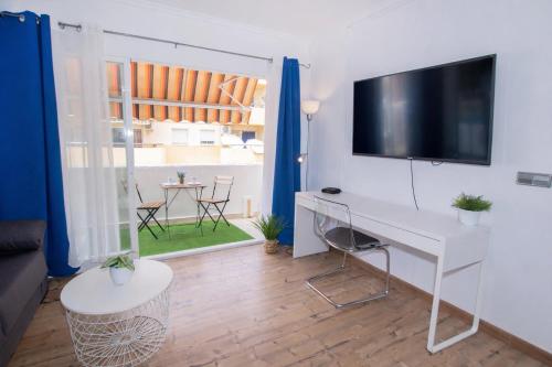 Cosy Apartment Close to Sea, WiFi, Air Cond