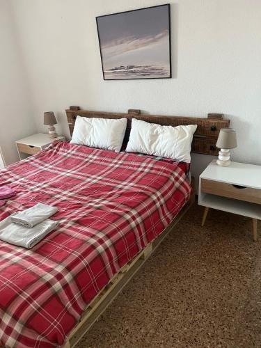 Nogalera apartament with sea view