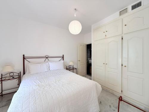 2 Bed Garden Apartment Benavista Direct Pool Access Walk to Golf, Tennis & Amenities