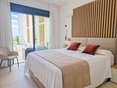 Stylish Townhouse on Finca Cortesin Golf