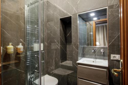 Signature Rooms by Hannah Hotels Collection