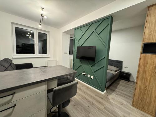 New Green Apart