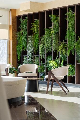 Hotel Jana — Garden view