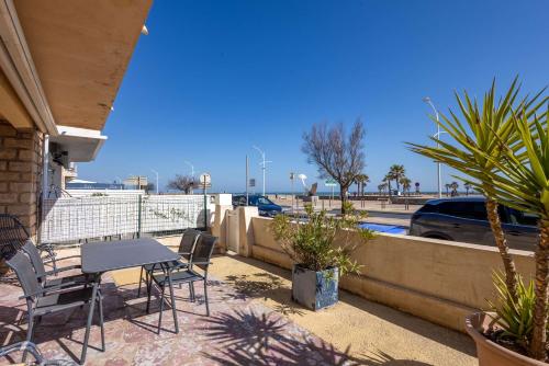 Terrasse sur la Mediterranee, trois etoiles