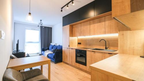 Modern Apartment Mogilska near Tauron Arena - by Hosty