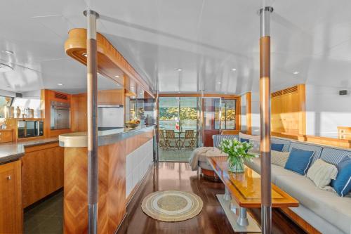 Catamaran Mobydick