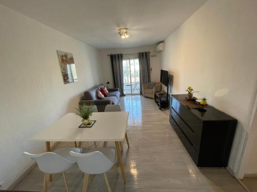 Beau Studio à 50m de la plage