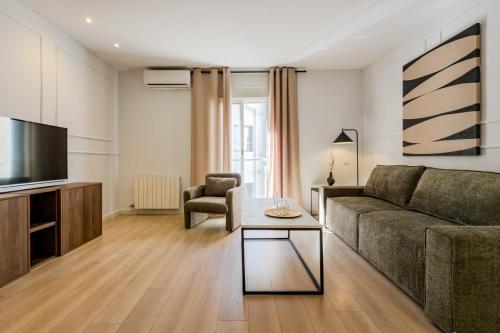 Four Petals Barcelona Boutique Apartments