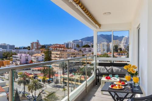 Mediterranean Beach Relax - Pool and Parking! Diana II