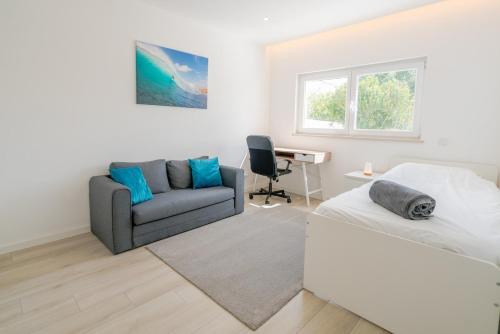 Spacious villa with pool, hot tub and large garden