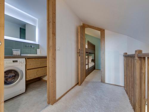 Appartement Duplex Rénové: 3 Pièces, 40m², Parking, Proche Centre Val d'Isère