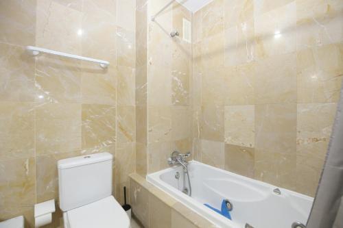 Estepona Town Apartment LAMAREA