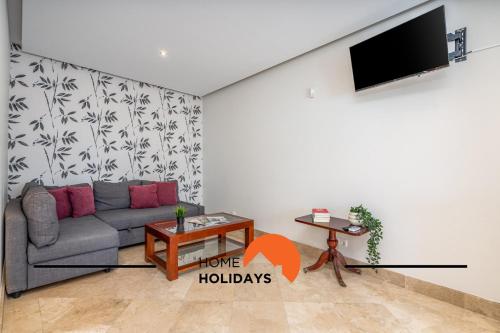 #289 2BR Apartment Central Location