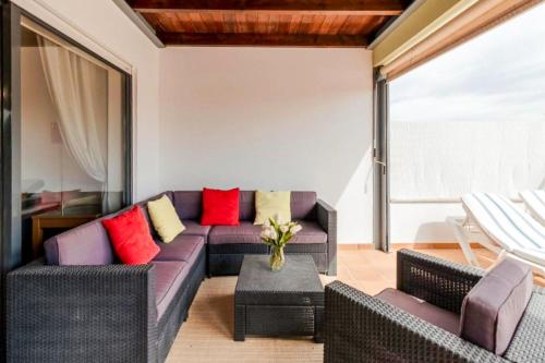 T2 Renovado | Piscina & Garagem | Marina Park