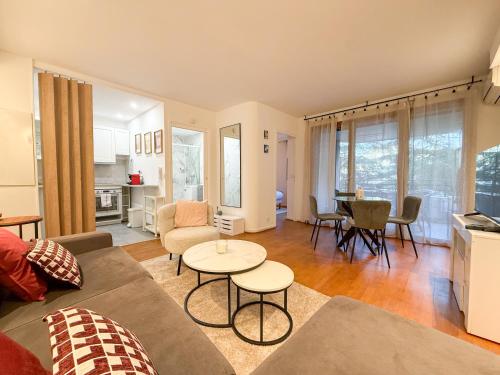Central Cannes Apartment with Private Terrace - 5 Min to Croisette - ID1009