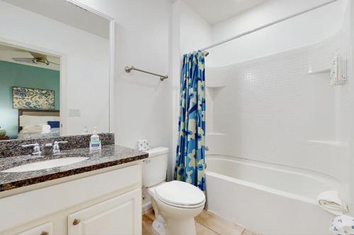 Townhome with private pool in Solterra resort, ADA friendly photo 20