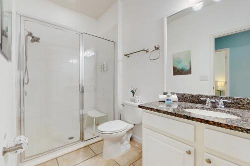 Townhome with private pool in Solterra resort, ADA friendly photo 24