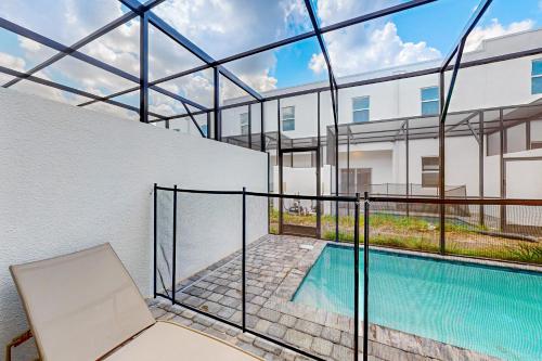 Two-story, dog-friendly townhouse with a lanai, private pool, & washer/dryer photo 40