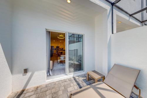 Two-story, dog-friendly townhouse with a lanai, private pool, & washer/dryer photo 10
