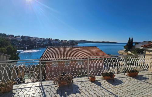 Beautiful Home In Zaboric With Wifi