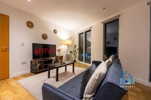 City Condo-Terrace-Gym-Games Room -Free Secure Parking- Manchester photo 1