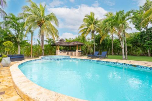 Villa en Juan Dolio Piscina privada y Gazebo