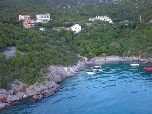 Apartments Luka & Leona - Two Bedroom Apartment with Balcony Luka