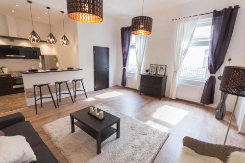 Luxury Apartment by Hi5-Városház Suite 1052 Budapest, 8 Városház utca kép - 3