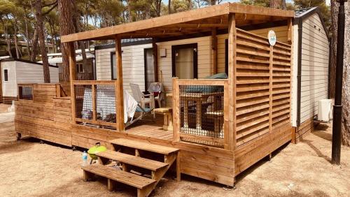 ZEcamping 4 à 500m de la plage piscine chiens acceptés club enfant