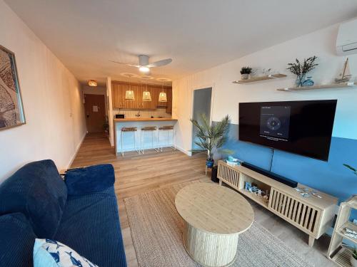 Cap Salou Escape, Newly Renovated, Pool, 5 min Beach walk