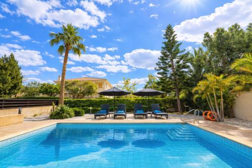 Villa Ervin, Private Pool, Coral Bay