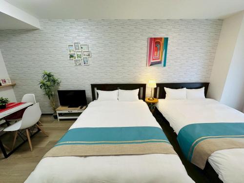 1101 Newly built stay perfect for families! Just 1 min to Kuromon Market, 8 min walk to Dotonbori, 9 min to Shinsaibashi!