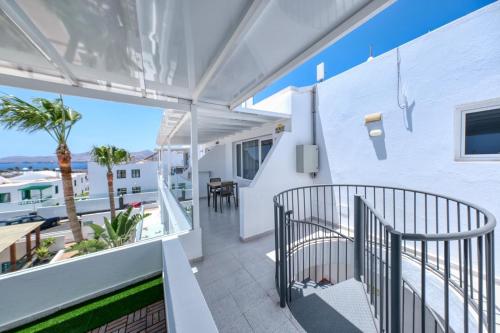 Sunlit Paradise house