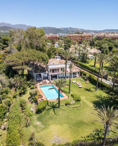 Beachfront Andalusian Villa