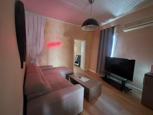 Teatro Art Suite - Short walk to City Center
