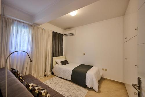 HORIZON Riviera Apartment by Anastassiadis Hospitality