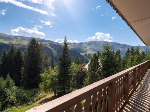 Appartement lumineux au calme, départ skis aux pieds