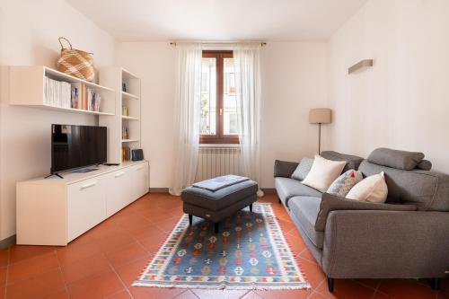 Firenze Bright Terrace - Modern 2BR APT