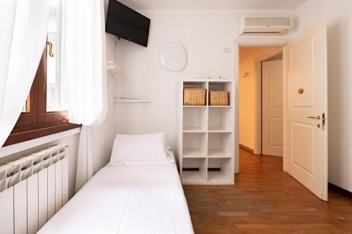 Firenze Bright Terrace - Modern 2BR APT