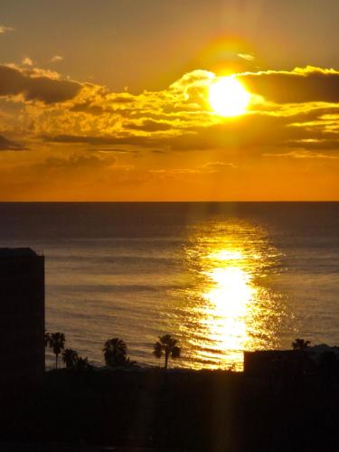 Duplex Penthouse Sea view and 350m to the beach