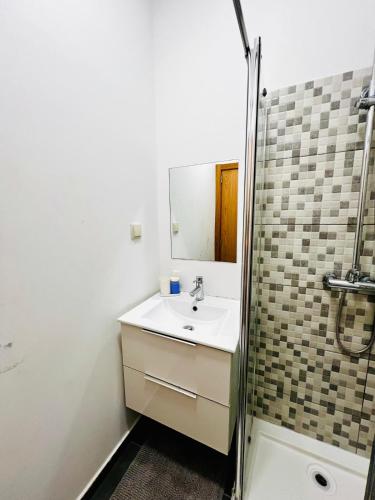 Cozy apartment central Lisbon, close to attractions